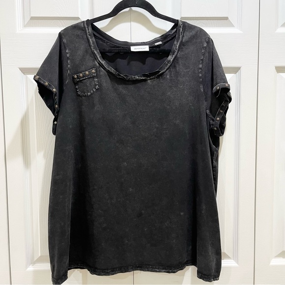 Avenue Tops 5 For 25 Avenue Distressed Black Tshirt 22 Poshmark